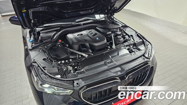 BMW 5-Series 520i M Sport