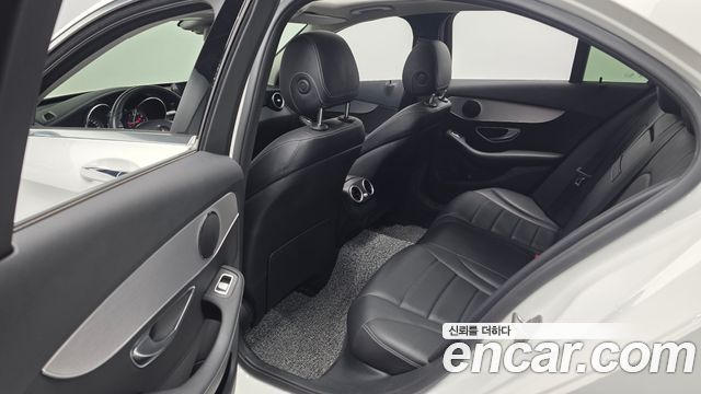 Mercedes-Benz C-Class C200 Avantgarde