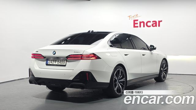 BMW 5-Series 530i xDrive M Sport