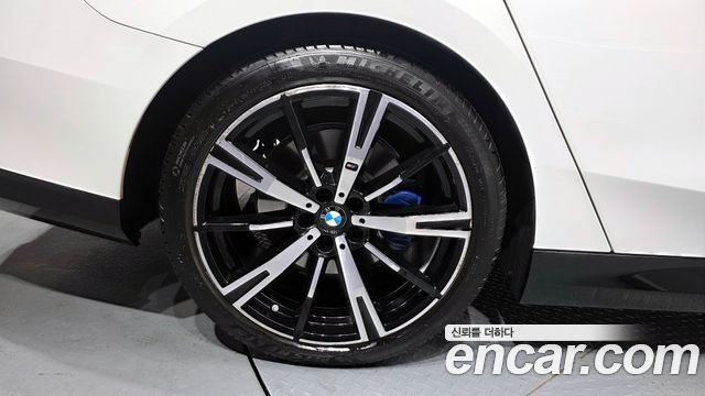 BMW 5-Series 530i xDrive M Sport