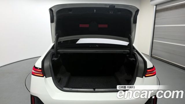 BMW 5-Series 530i xDrive M Sport