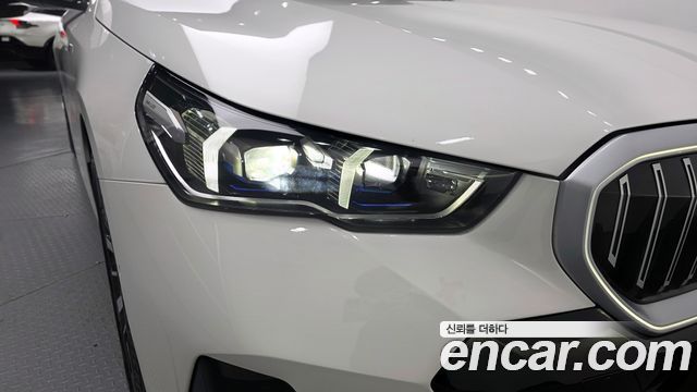 BMW 5-Series 530i xDrive M Sport