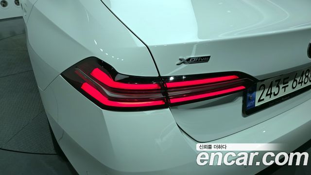 BMW 5-Series 530i xDrive M Sport