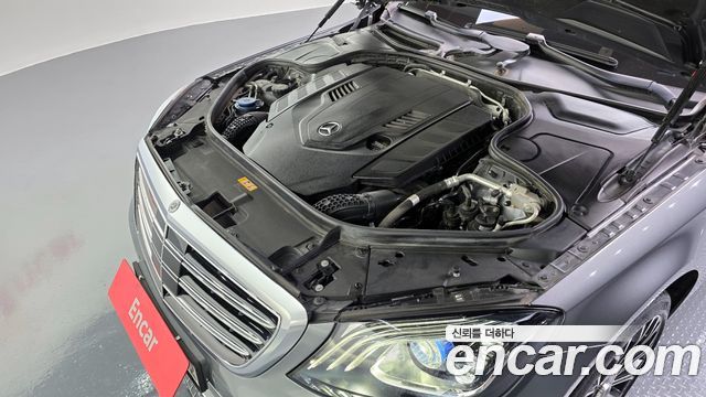 Mercedes-Benz S-Class S560L 4MATIC