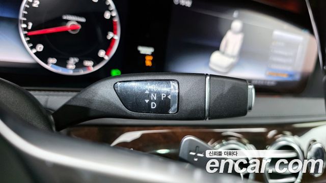 Mercedes-Benz S-Class S560L 4MATIC