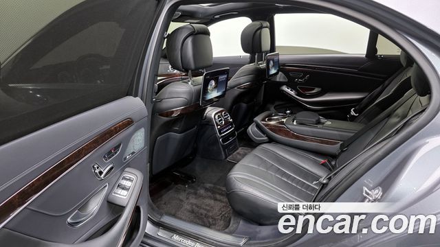 Mercedes-Benz S-Class S560L 4MATIC
