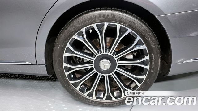 Mercedes-Benz S-Class S560L 4MATIC