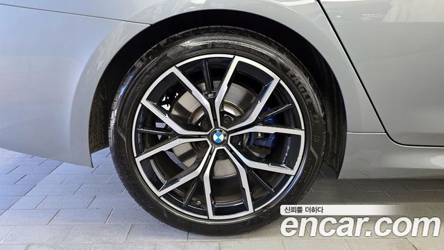 BMW 5-Series 530i M Sport Package