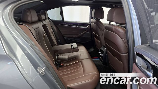 BMW 5-Series 530i M Sport Package