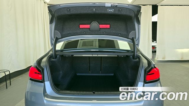 BMW 5-Series 530i M Sport Package