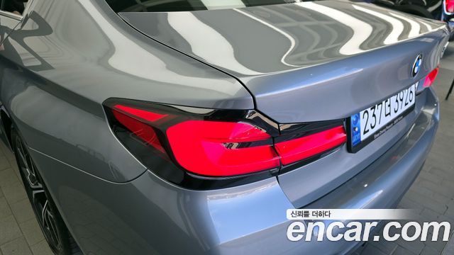 BMW 5-Series 530i M Sport Package