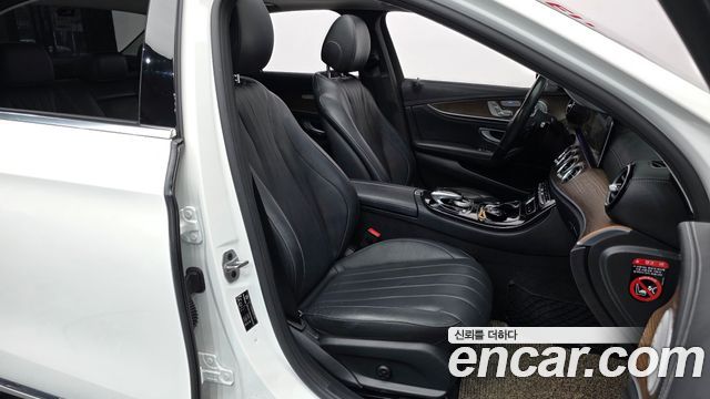 Mercedes-Benz E-Class E300e Exclusive