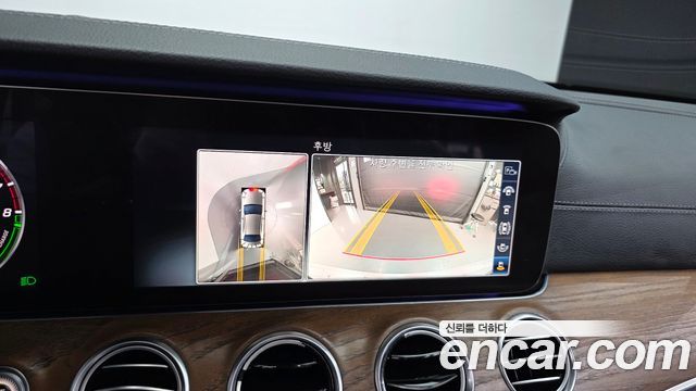 Mercedes-Benz E-Class E300e Exclusive