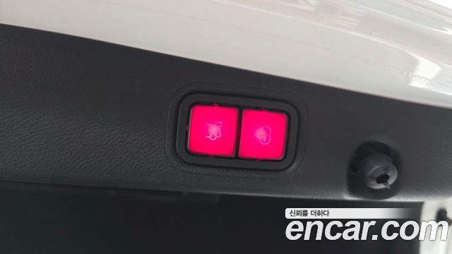 Mercedes-Benz E-Class E300e Exclusive