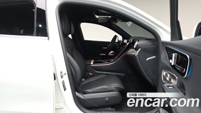 Mercedes-Benz GLC-Class GLC300 4MATIC Avnatgarde Coupe