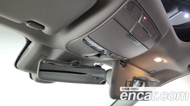 Mercedes-Benz E-Class E300 4MATIC Exclusive