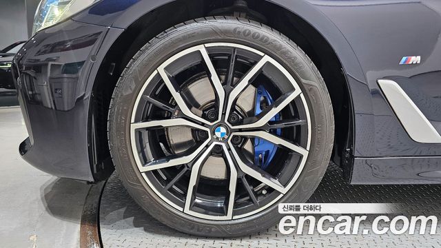 BMW 5-Series 530i M Sport Package
