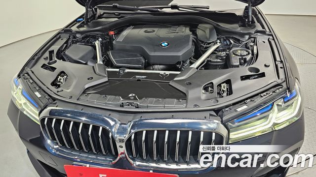 BMW 5-Series 530i M Sport Package