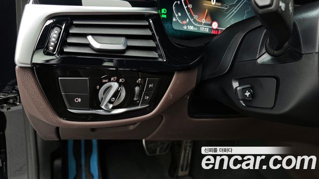 BMW 5-Series 530i M Sport Package
