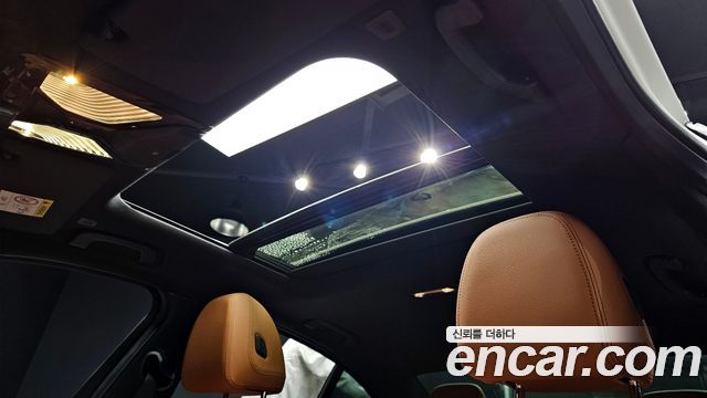 BMW 3-Series 320i