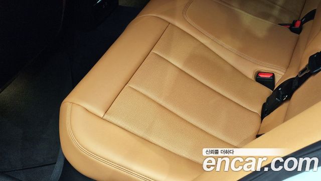 BMW 3-Series 320i