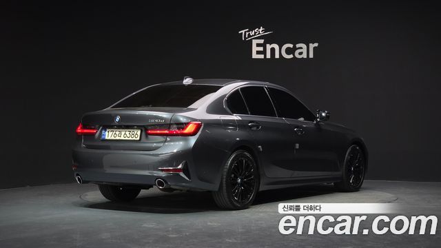BMW 3-Series 320d Luxury