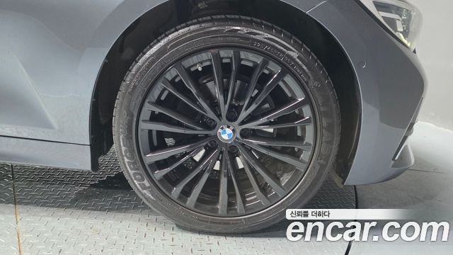 BMW 3-Series 320d Luxury