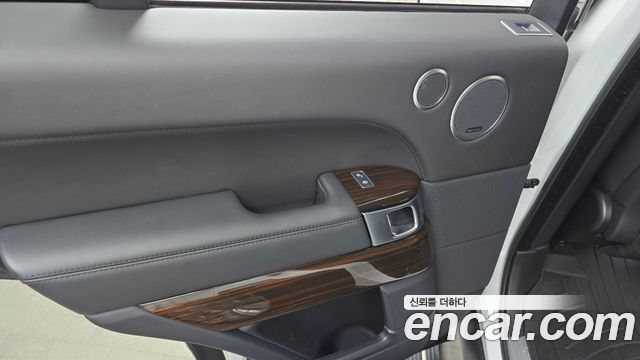 Land Rover Range Rover 4.4 SDV8 Vogue SE DIESEL