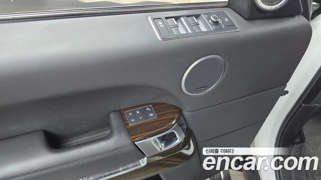 Land Rover Range Rover 4.4 SDV8 Vogue SE DIESEL