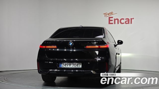 BMW 7-Series 740d xDrive M Sport