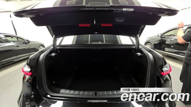 BMW 7-Series 740d xDrive M Sport