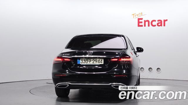 Mercedes-Benz E-Class E250 Exclusive