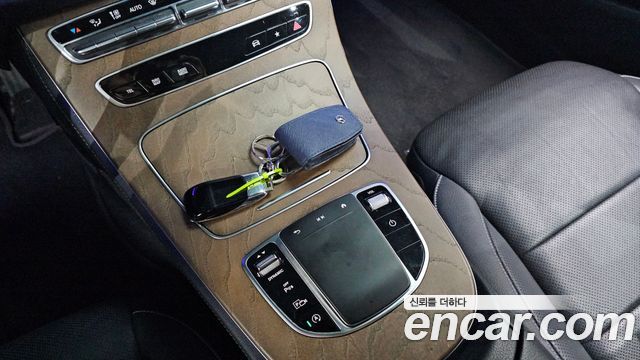 Mercedes-Benz E-Class E250 Exclusive