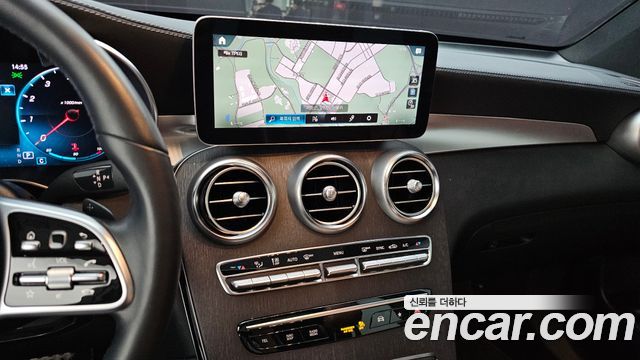 Mercedes-Benz GLC-Class GLC300 4MATIC