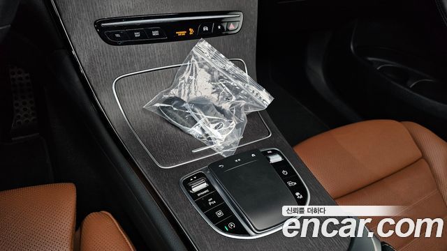 Mercedes-Benz GLC-Class GLC300 4MATIC