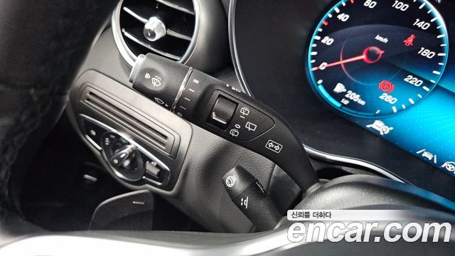 Mercedes-Benz GLC-Class GLC300 4MATIC