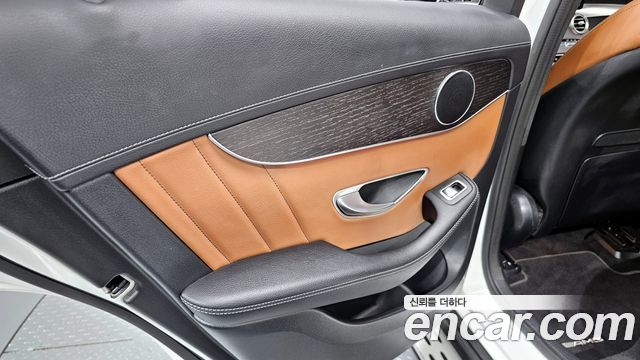 Mercedes-Benz GLC-Class GLC300 4MATIC