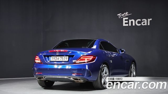 Mercedes-Benz SLC-Class SLC200
