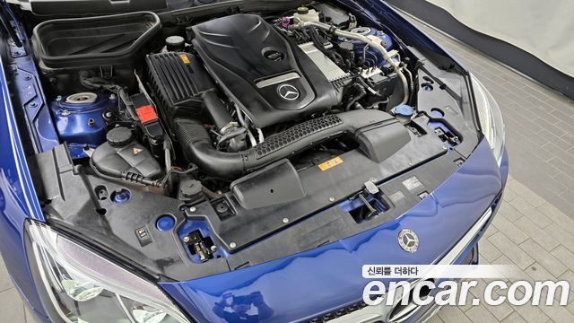 Mercedes-Benz SLC-Class SLC200
