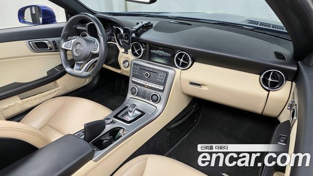 Mercedes-Benz SLC-Class SLC200