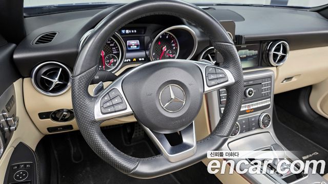 Mercedes-Benz SLC-Class SLC200