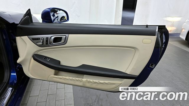 Mercedes-Benz SLC-Class SLC200
