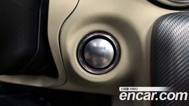 Mercedes-Benz SLC-Class SLC200