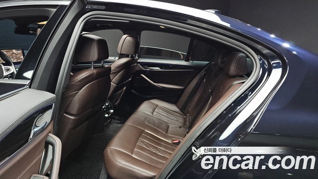 BMW 5-Series 530i M Sport Package