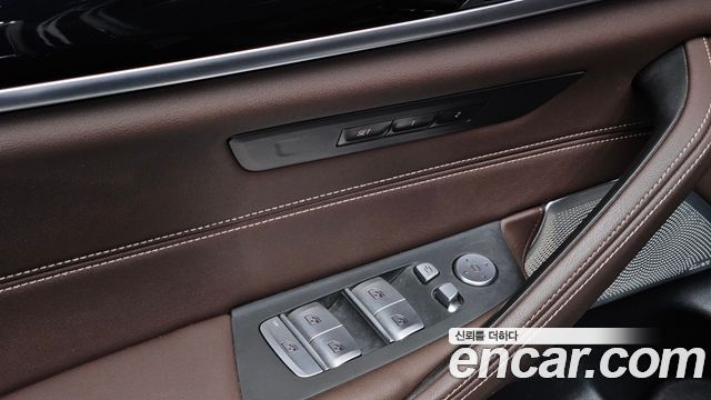 BMW 5-Series 530i M Sport Package
