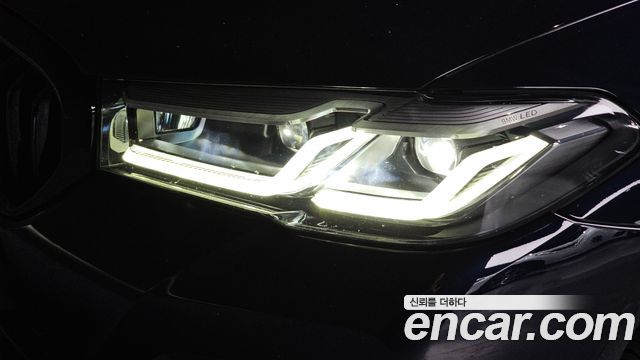 BMW 5-Series 530i M Sport Package
