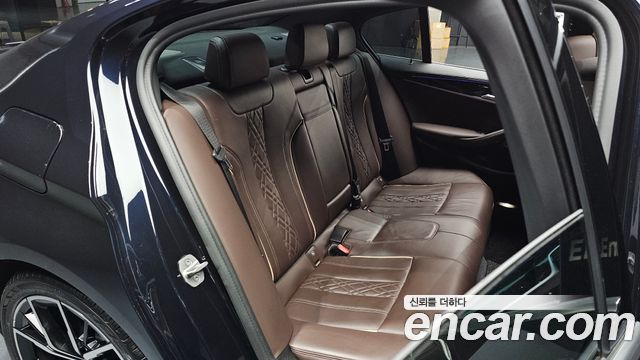 BMW 5-Series 530i M Sport Package