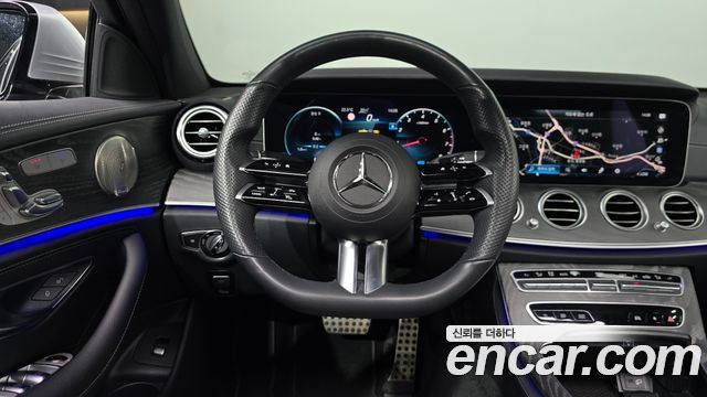 Mercedes-Benz E-Class E350 4MATIC AMG Line