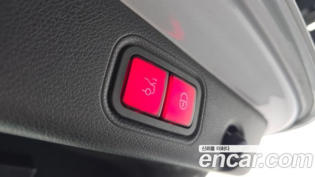 Mercedes-Benz E-Class E350 4MATIC AMG Line
