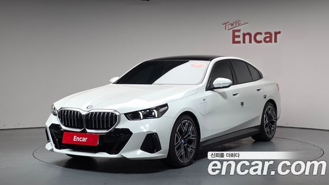 BMW 5-Series 530e xDrive M Sport